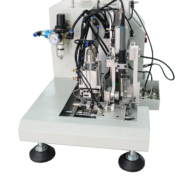 Câbles de données USB Transfert de charge vers iPhone Smartphone Android Ios Systèmes par connecteur Micro Lightning Type-c, Fabrication de fils de câble en cuivre Équipement d’usine mécanique électrique, Machine à dénuder de fil de câble