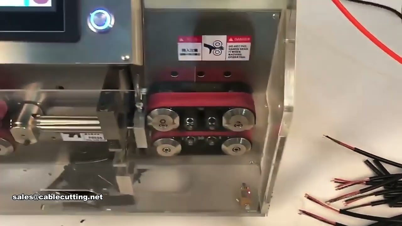 Automatic PVC Sheath Multi-Core Internet Cable Cutting and Stripping Machine