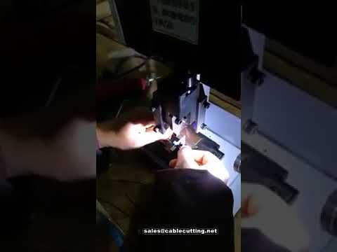 Terminal crimping machine, with sealer