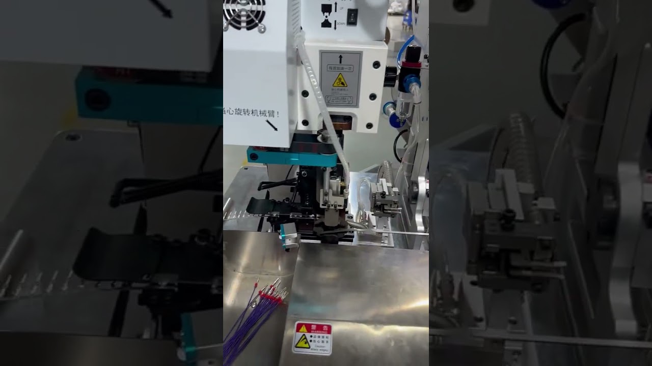 Fully Automatic Single-Head Waterproof Sealed Plug Terminal Crimping, Stripping, Twisting & Tinning Machine